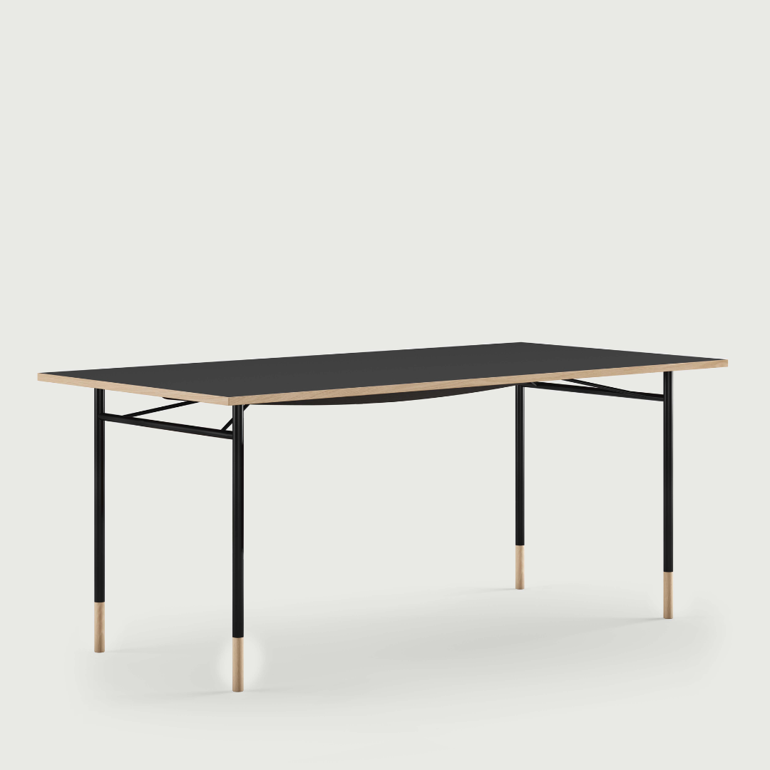 The Nyhavn Desk