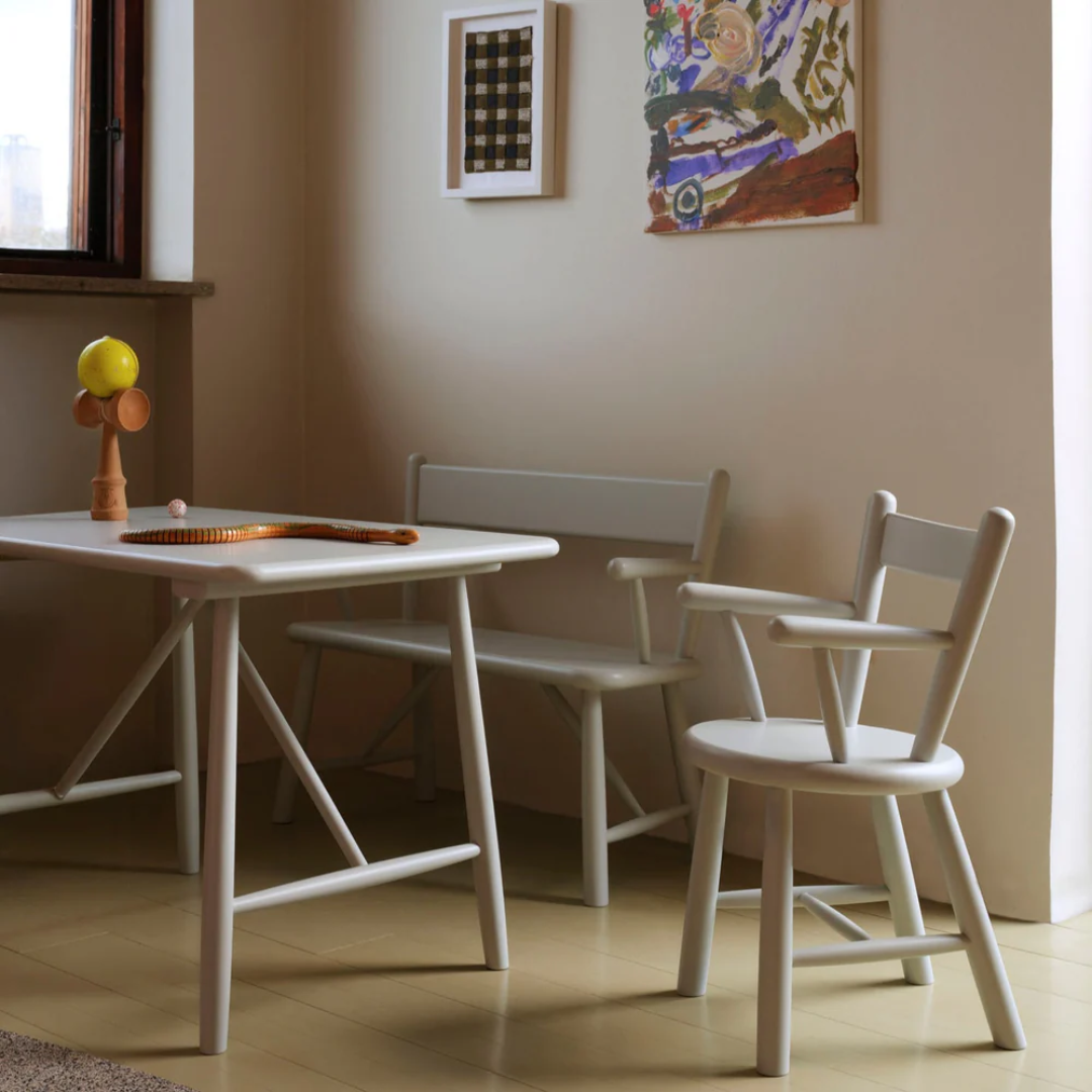 P10 Children´s Table