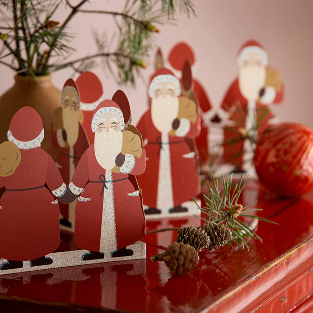 Santa Table Garland