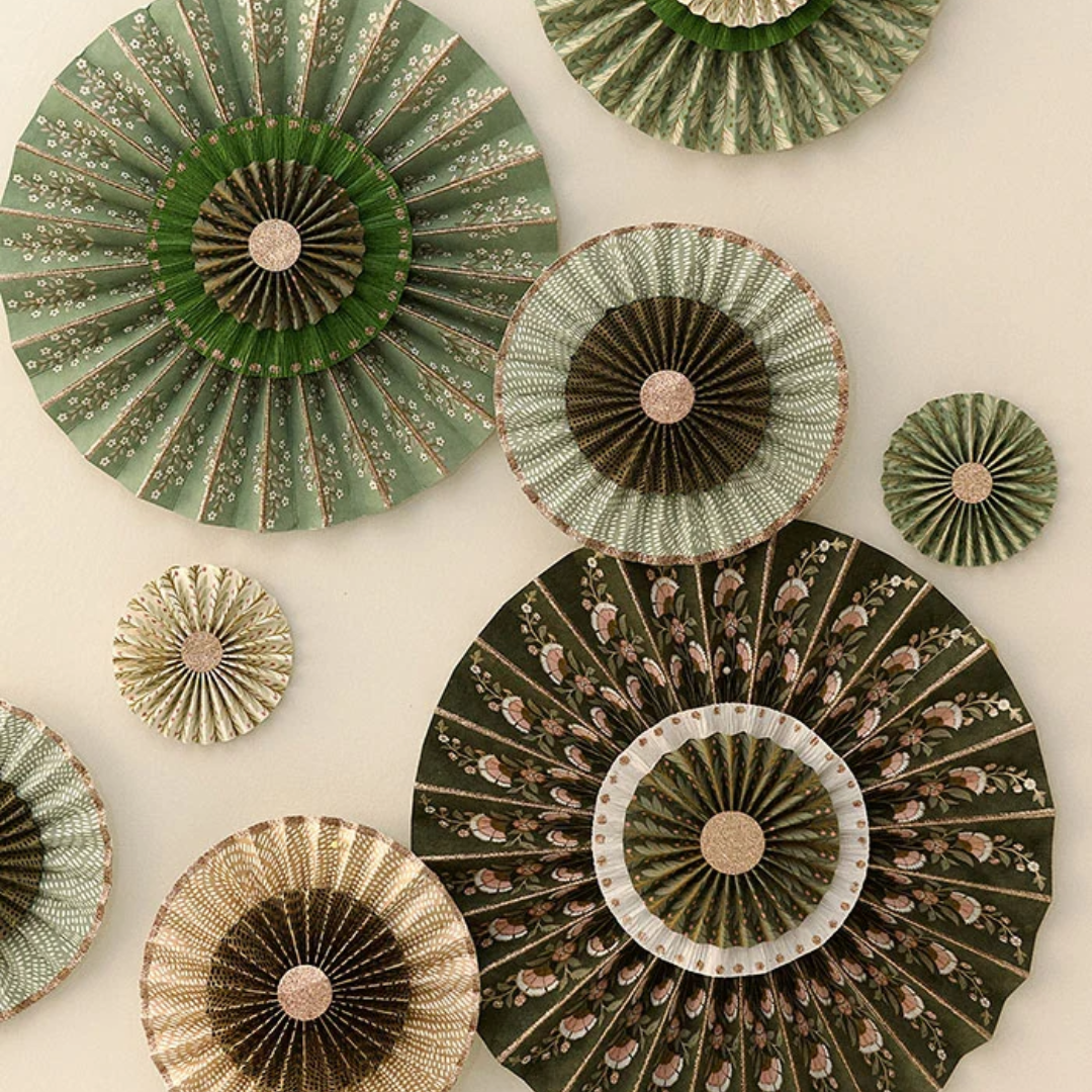 Paper Rosettes Naya