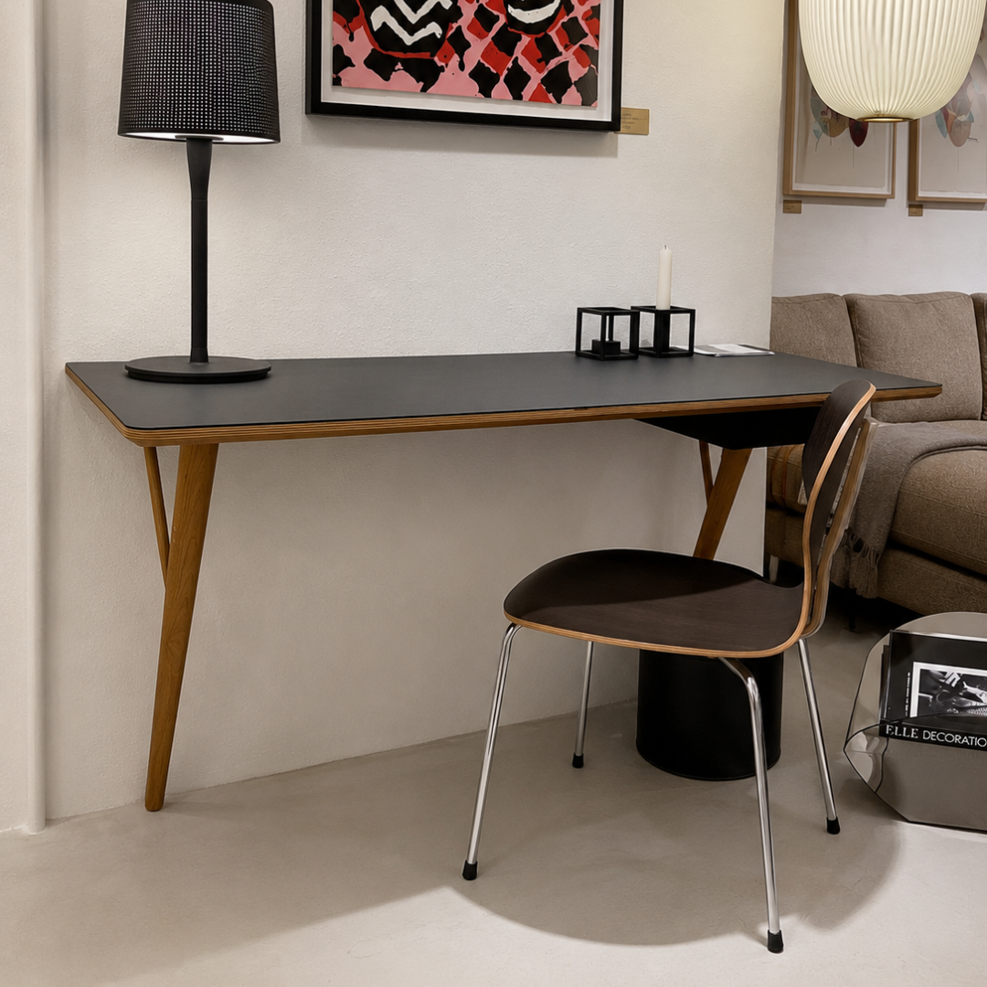 SAVE 50% - Ex-Display Stella Desk