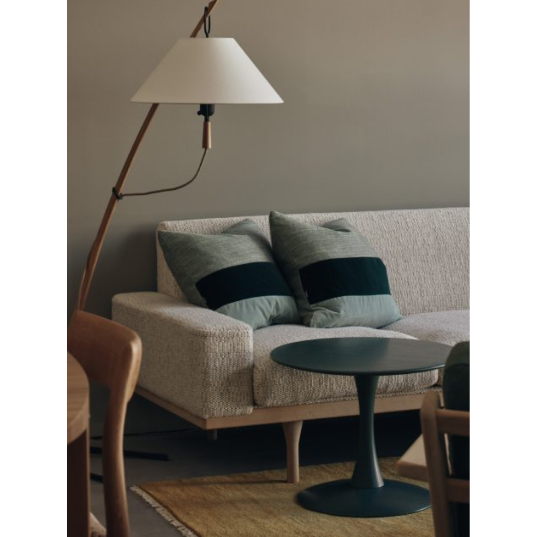 ND Trisse Stool Tables