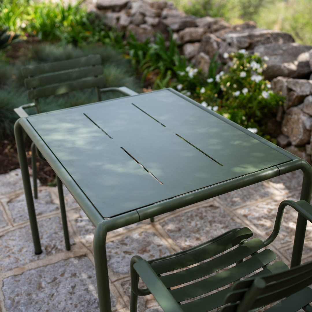 Alua Dining Chair with Armrest