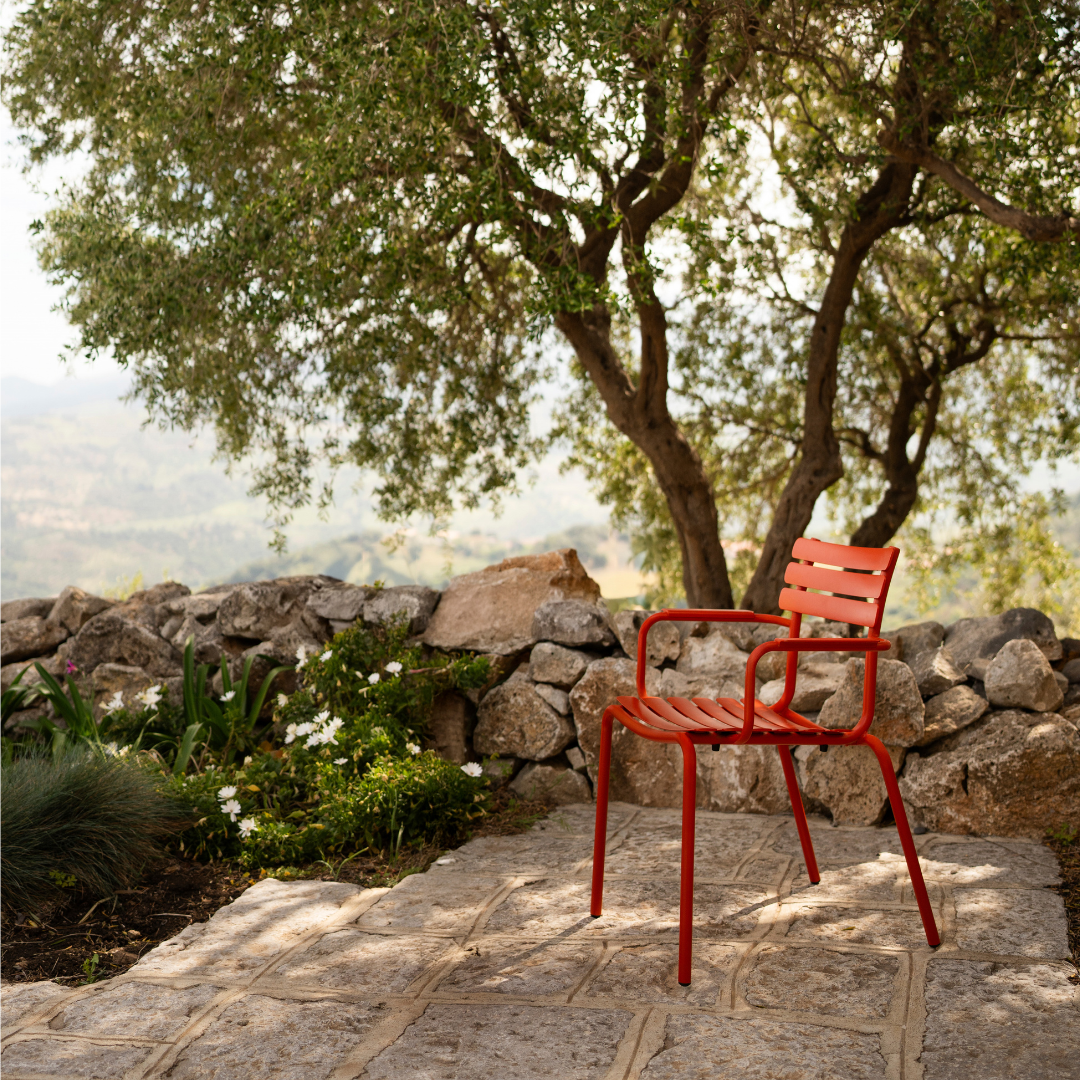 Alua Dining Chair with Armrest