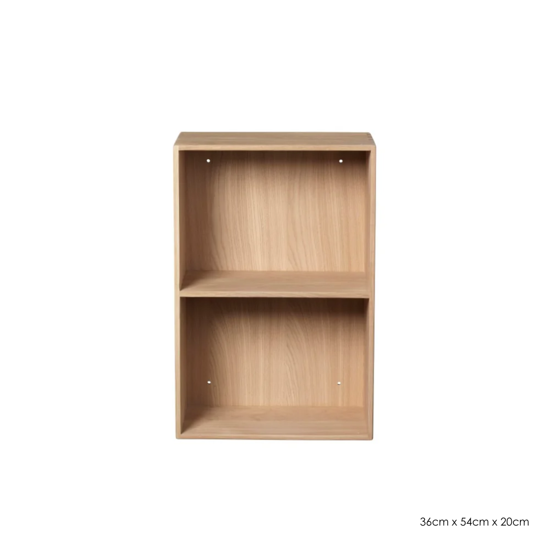 B98 Bookcase