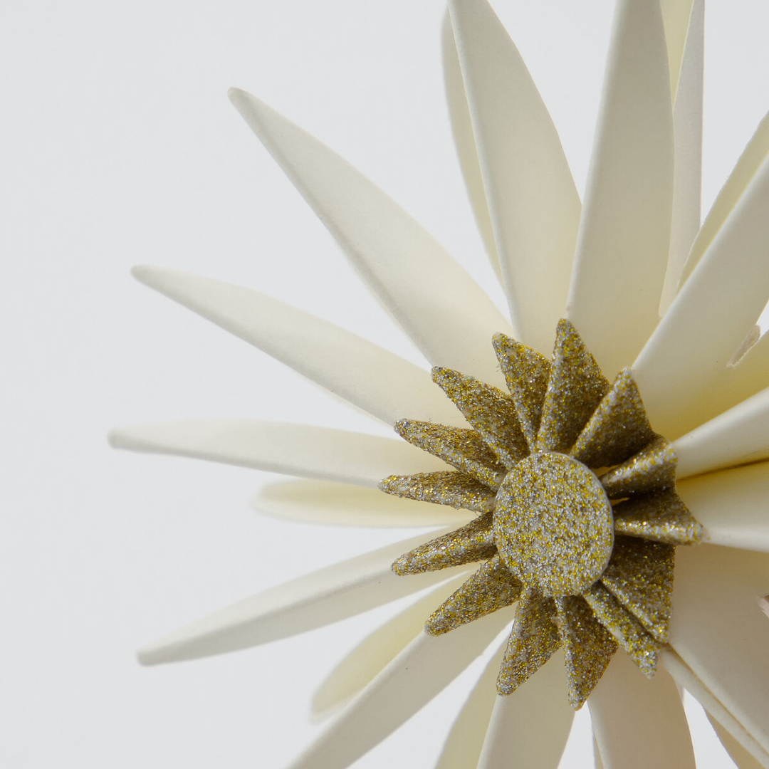 Stari Christmas Ornament - Off White / Champagne