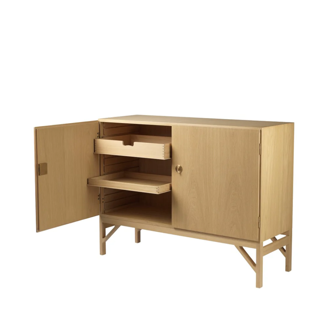 A232 Sideboard