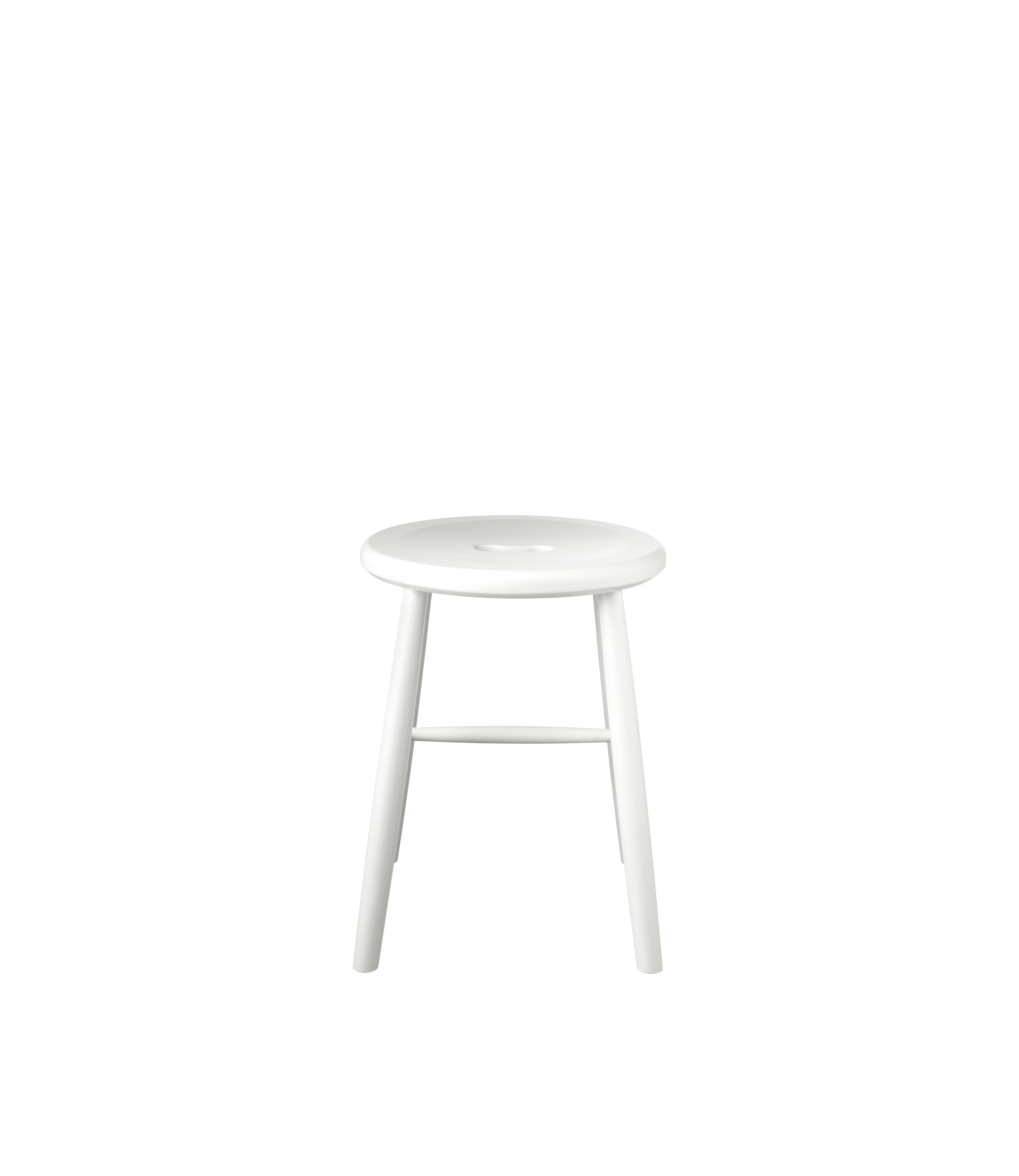 J27 Stool