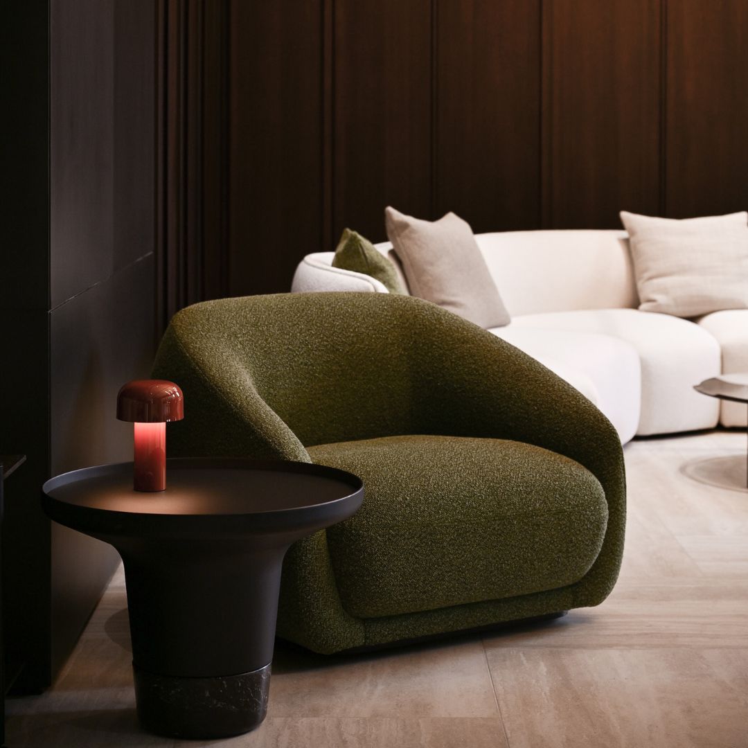 Montholon Lounge Chair Swivel with Return