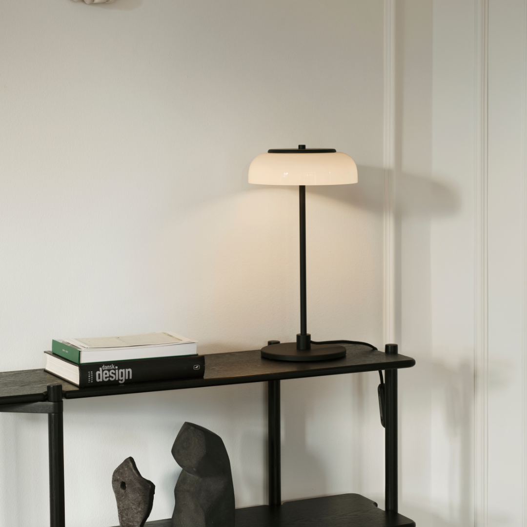 Blossi Table