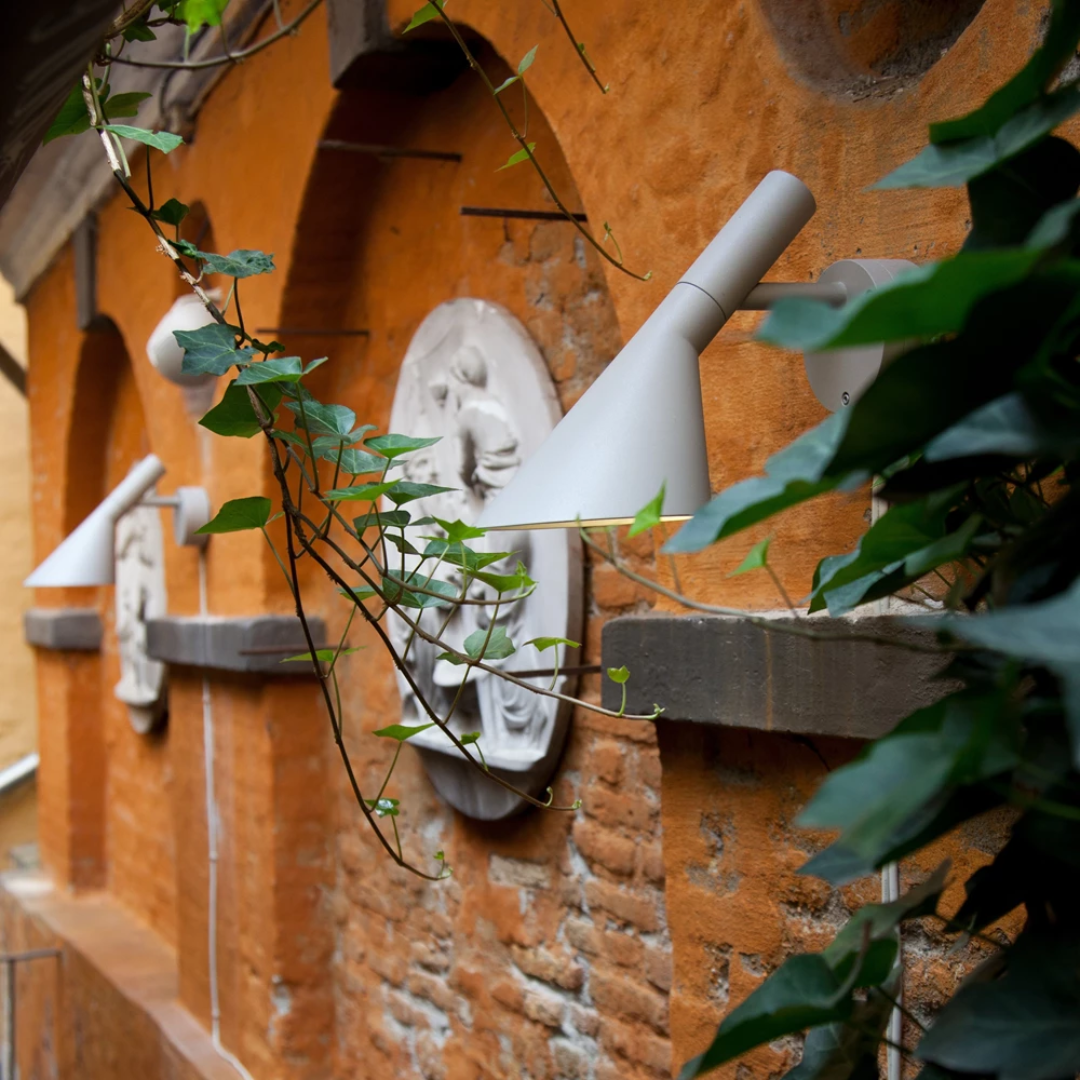 AJ 50 Outdoor Wall Lamp