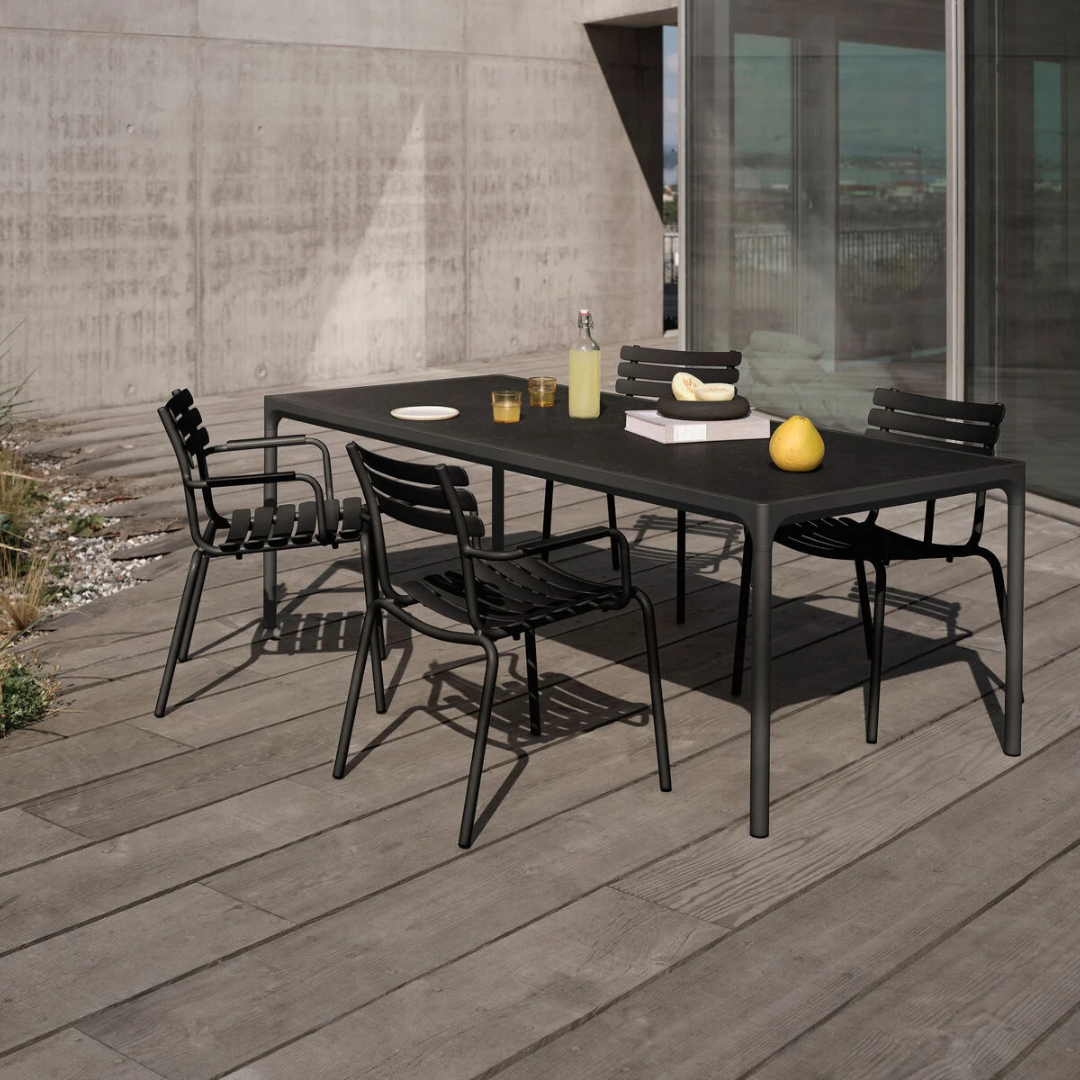 FOUR Ceramic Dining Table