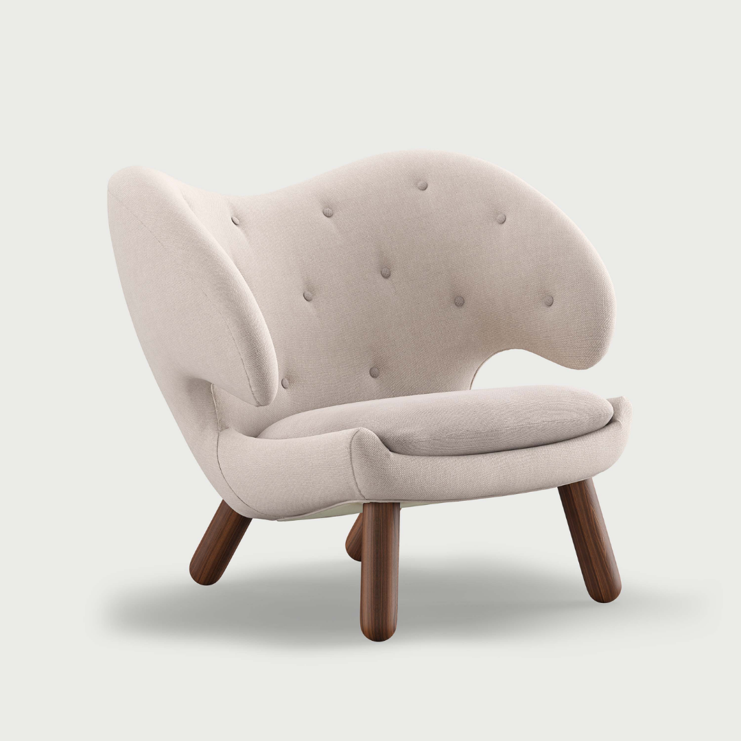 Pelican Chair with Buttons