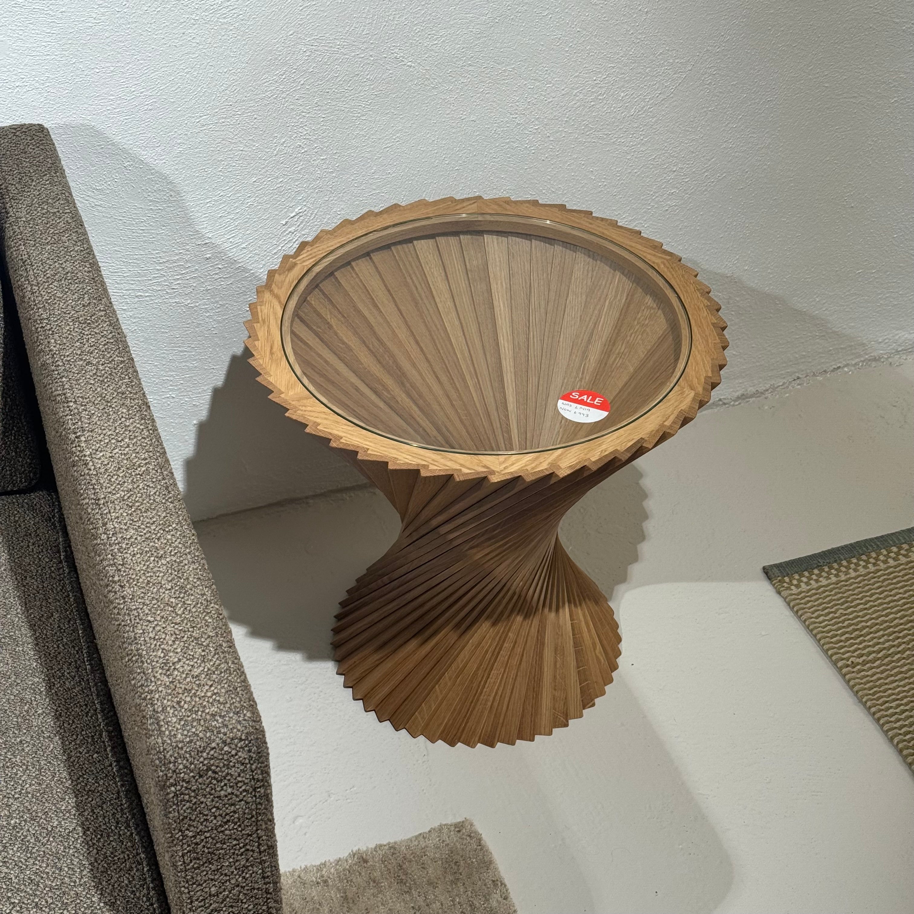 Save 30% - Hyperbel Side Table