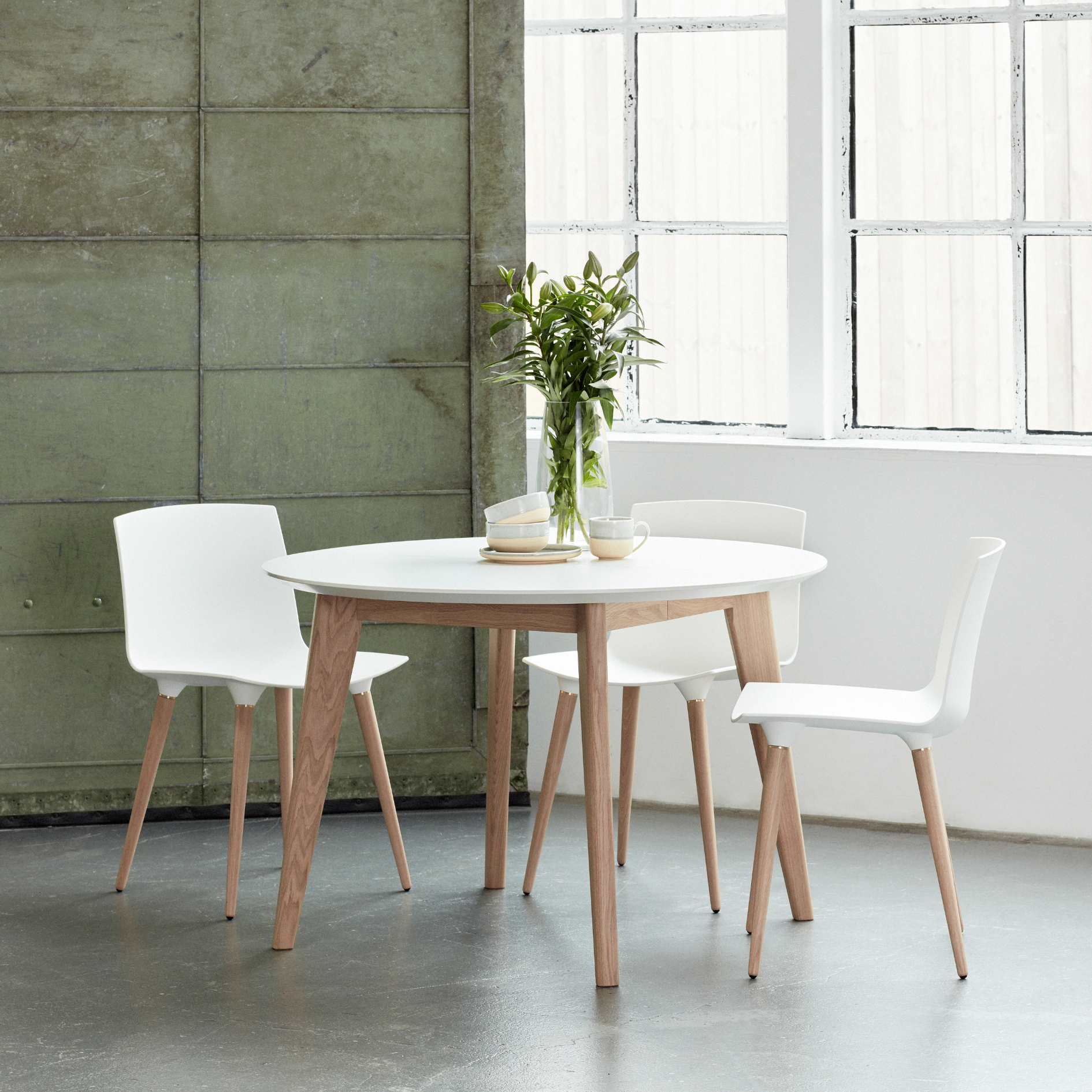 AD1 Extendable Table