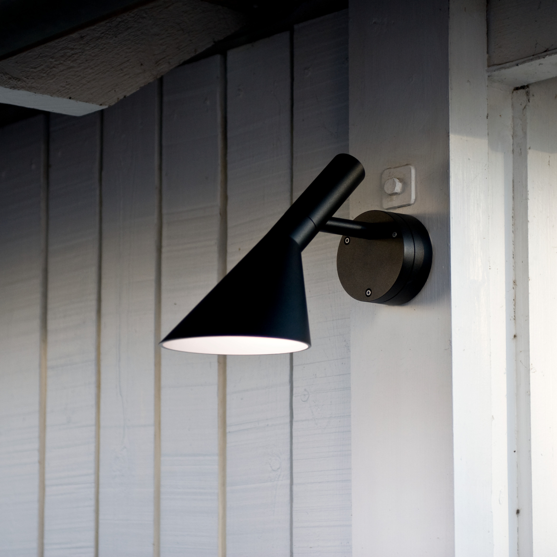 AJ 50 Outdoor Wall Lamp