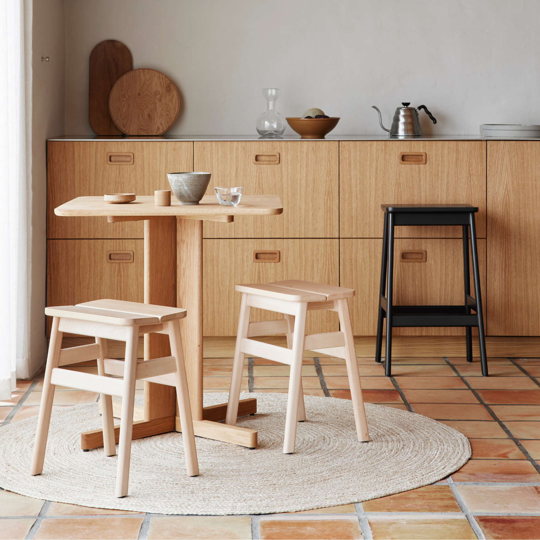 Angle Standard Stool 45