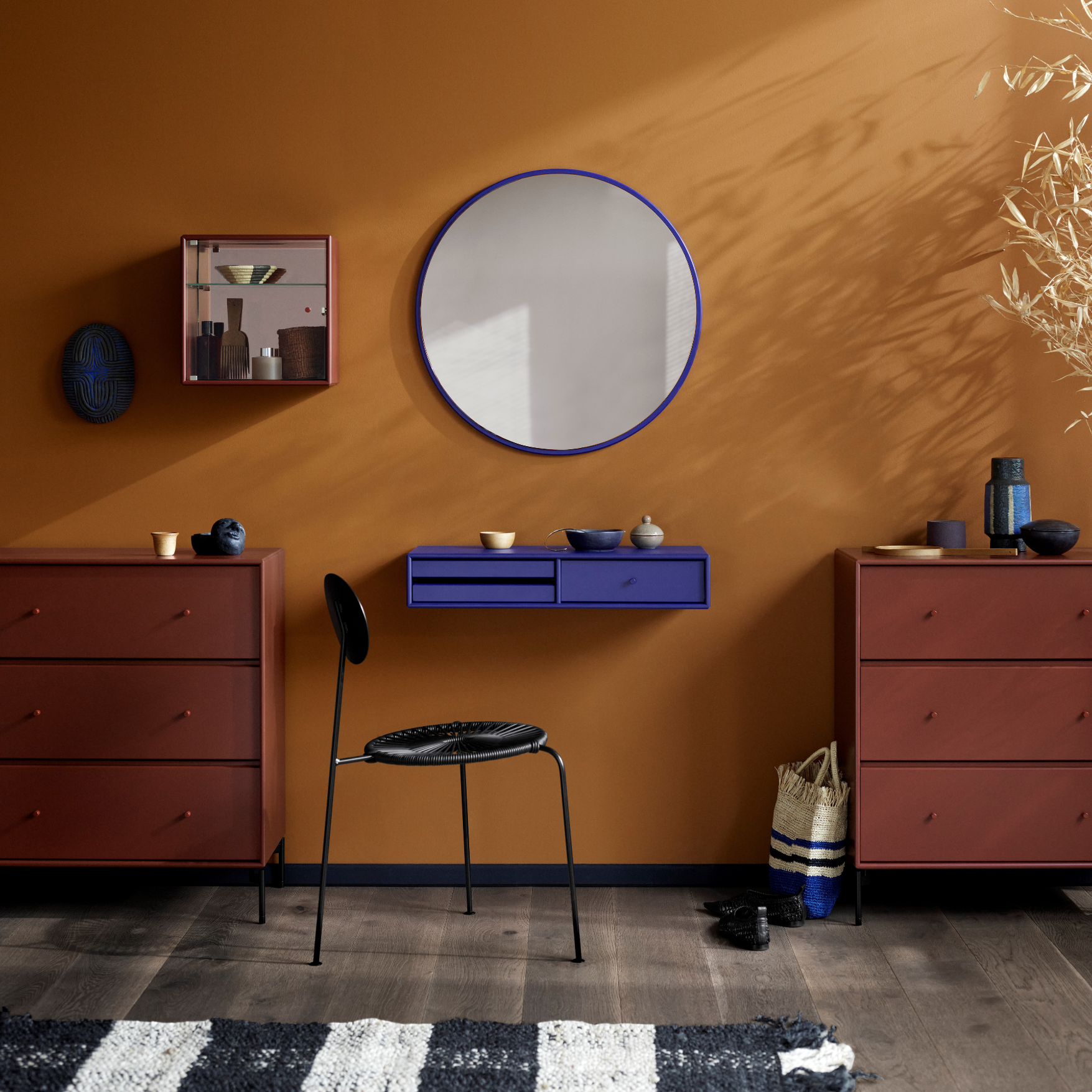 Montana Around Circular Mirror