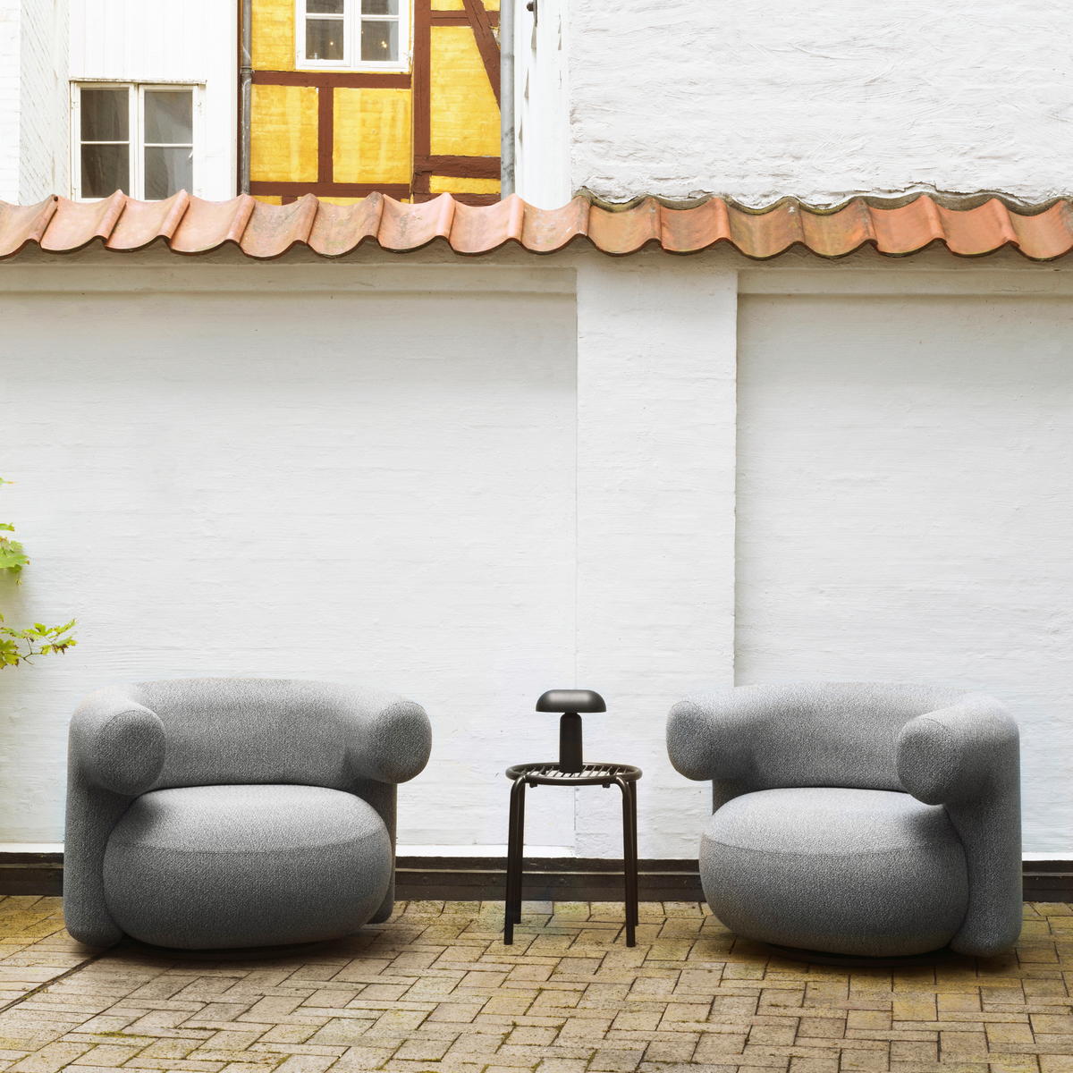 Burra Lounge Chair w/ Return Outdoor – Nordic Living by Biehl