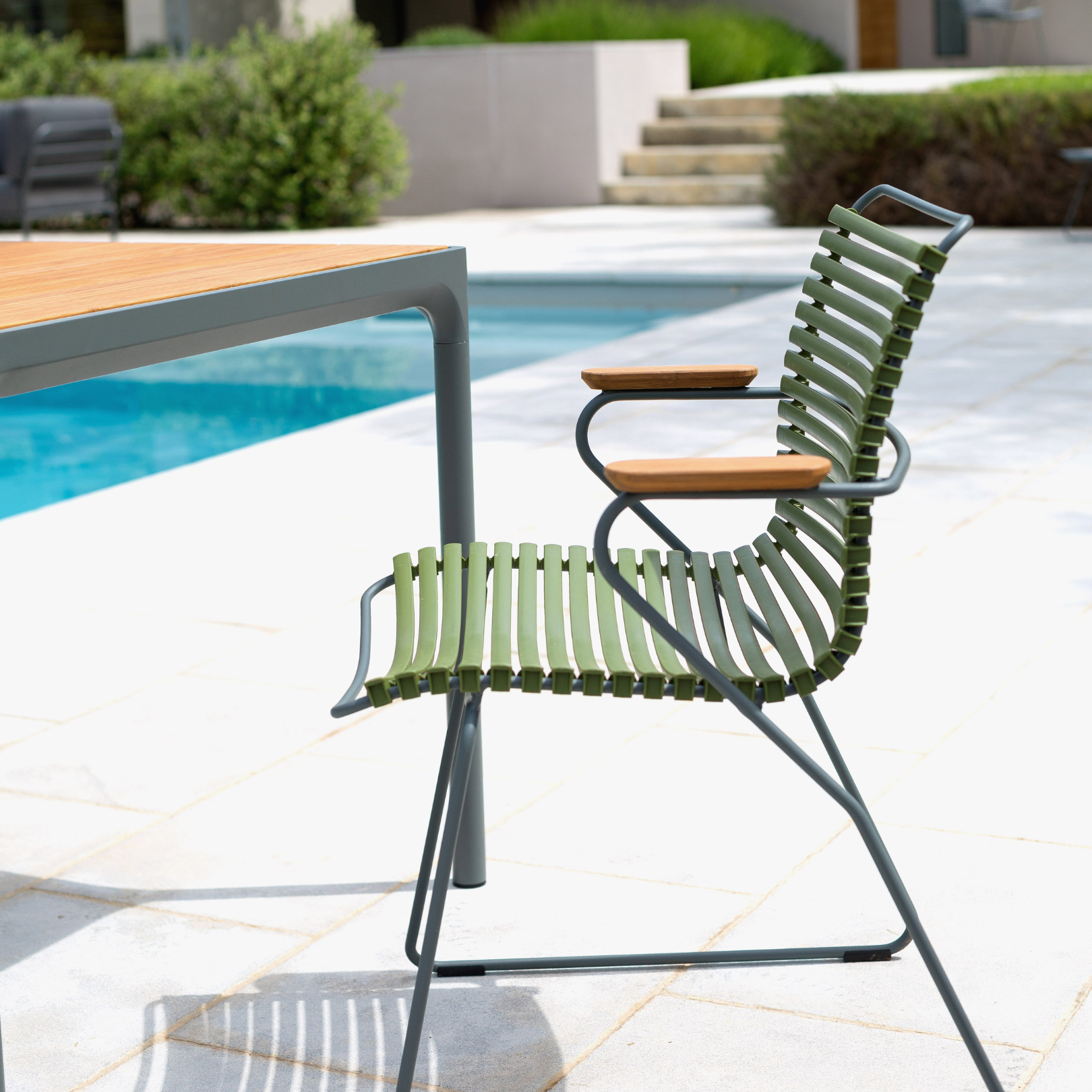 CLICK Dining Chair with Armrests