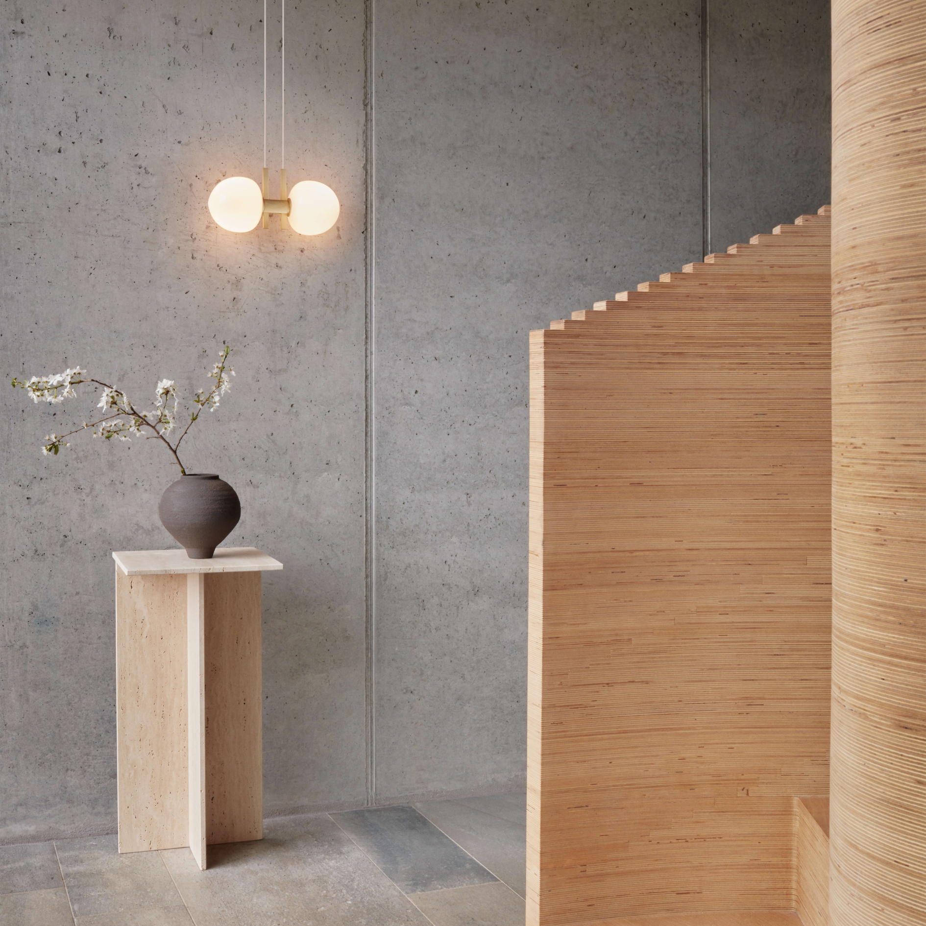 Memoir Pendant 120 II