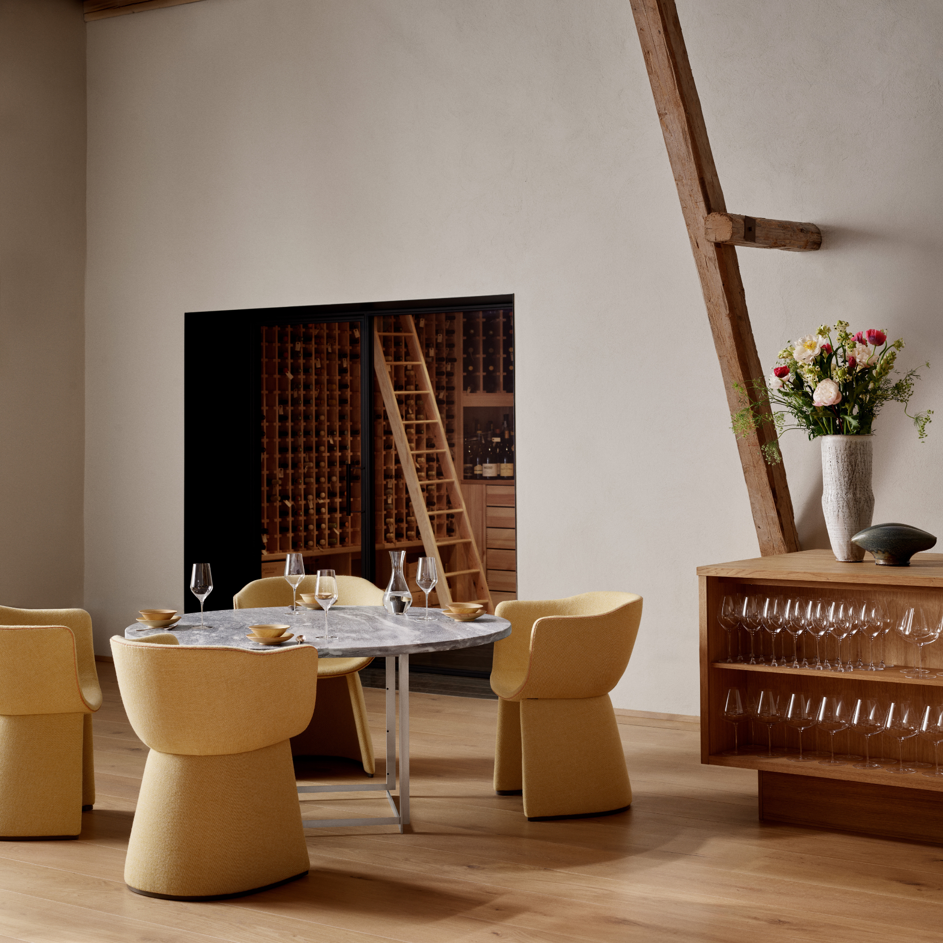 Monolit Dining Chair