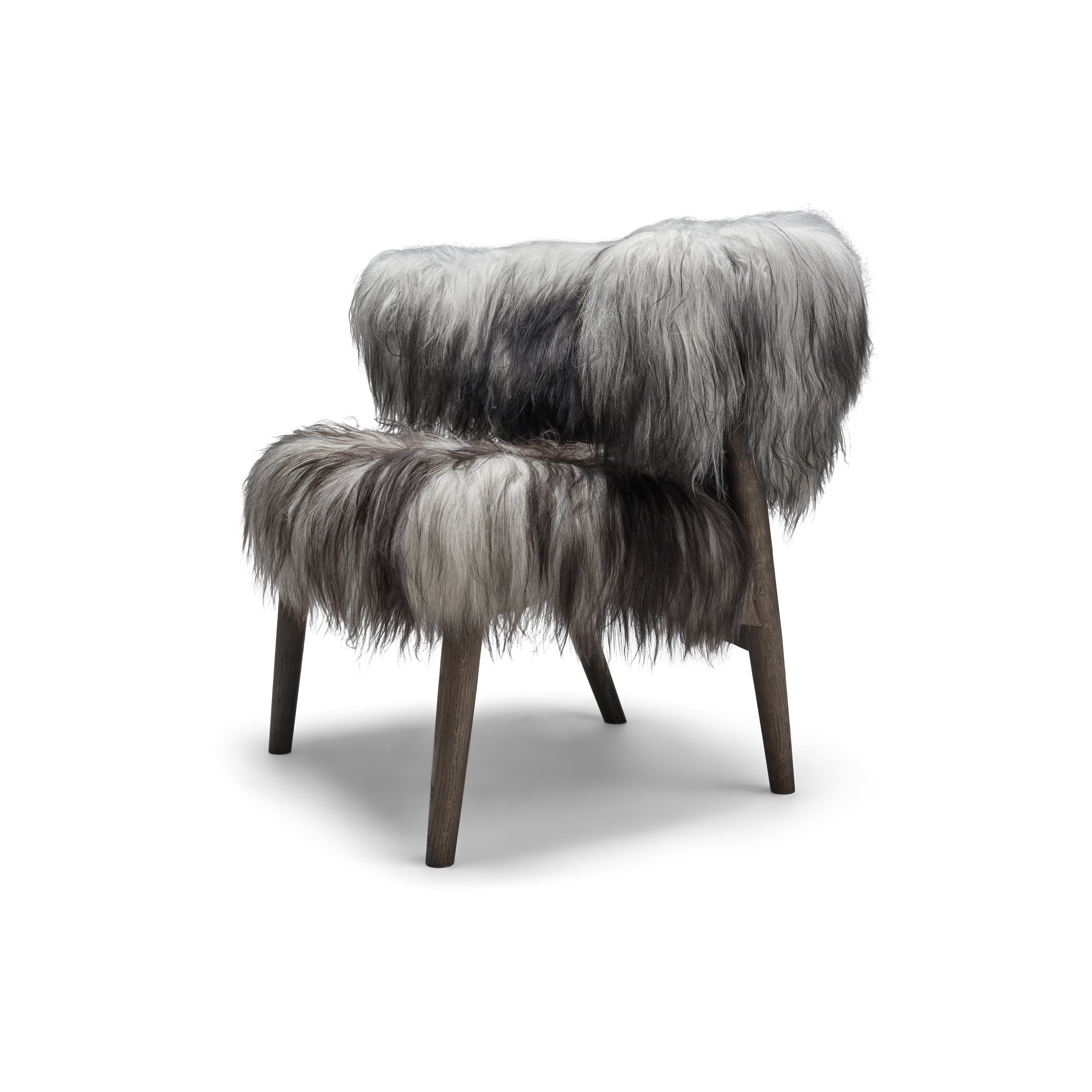No7 Lounge Chair Sheepskin