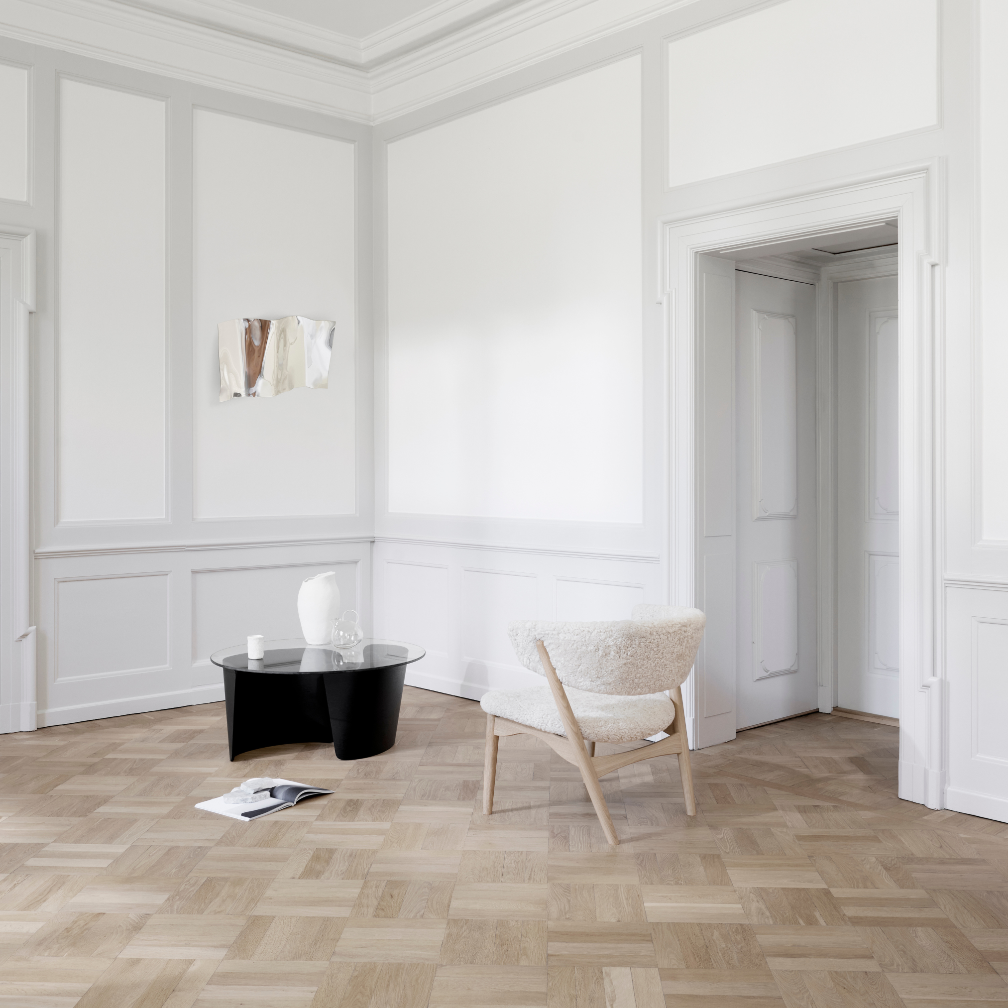 No7 Lounge Chair Sheepskin