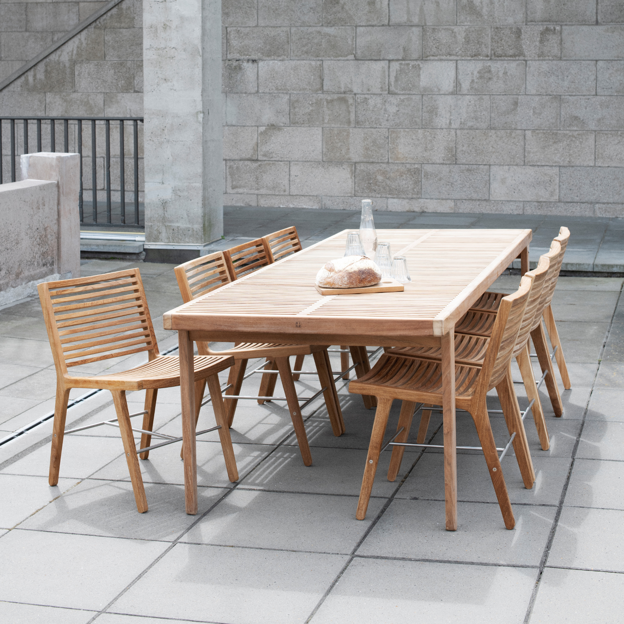 Outdoor Rib Dining Chair