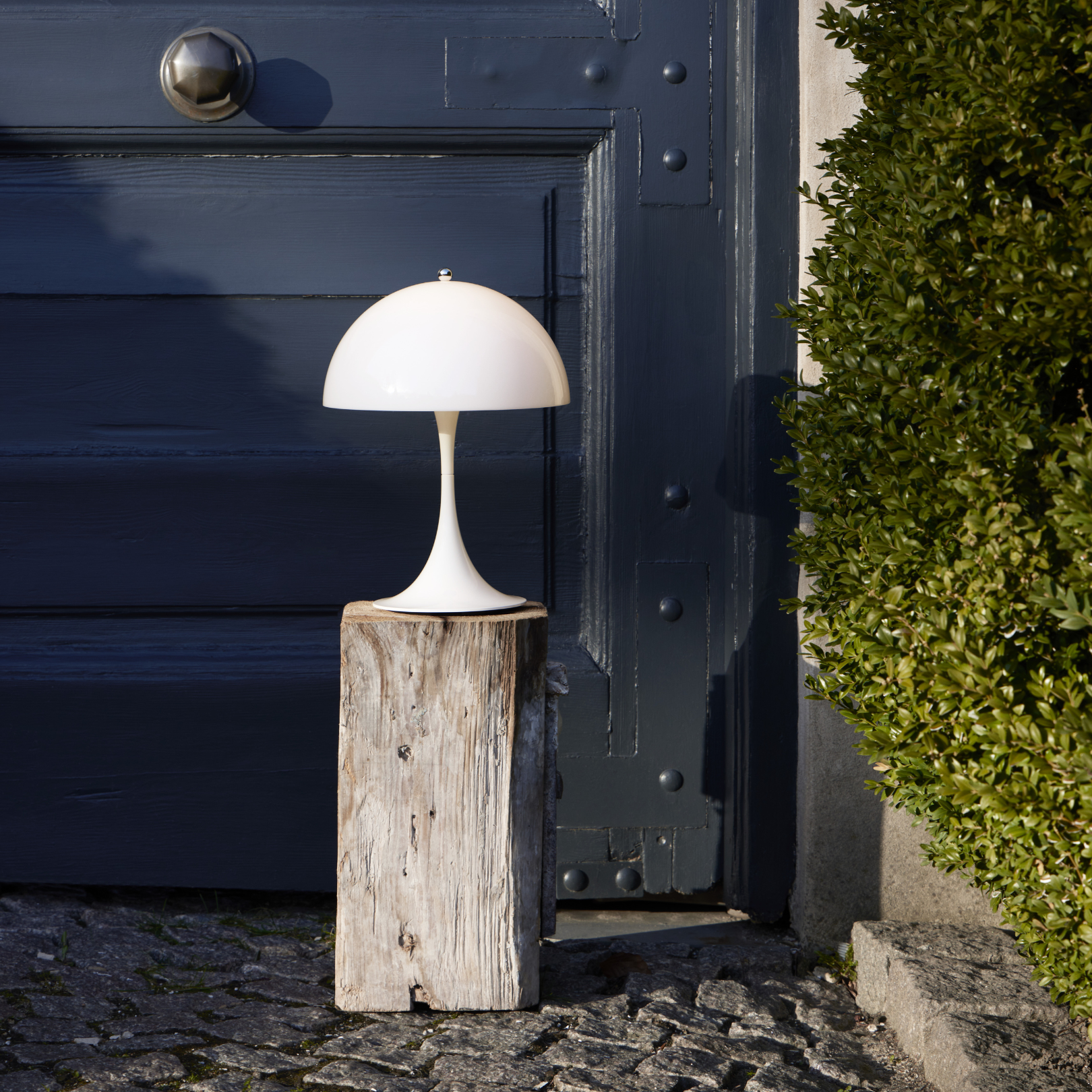 Panthella 250 Portable Lamp