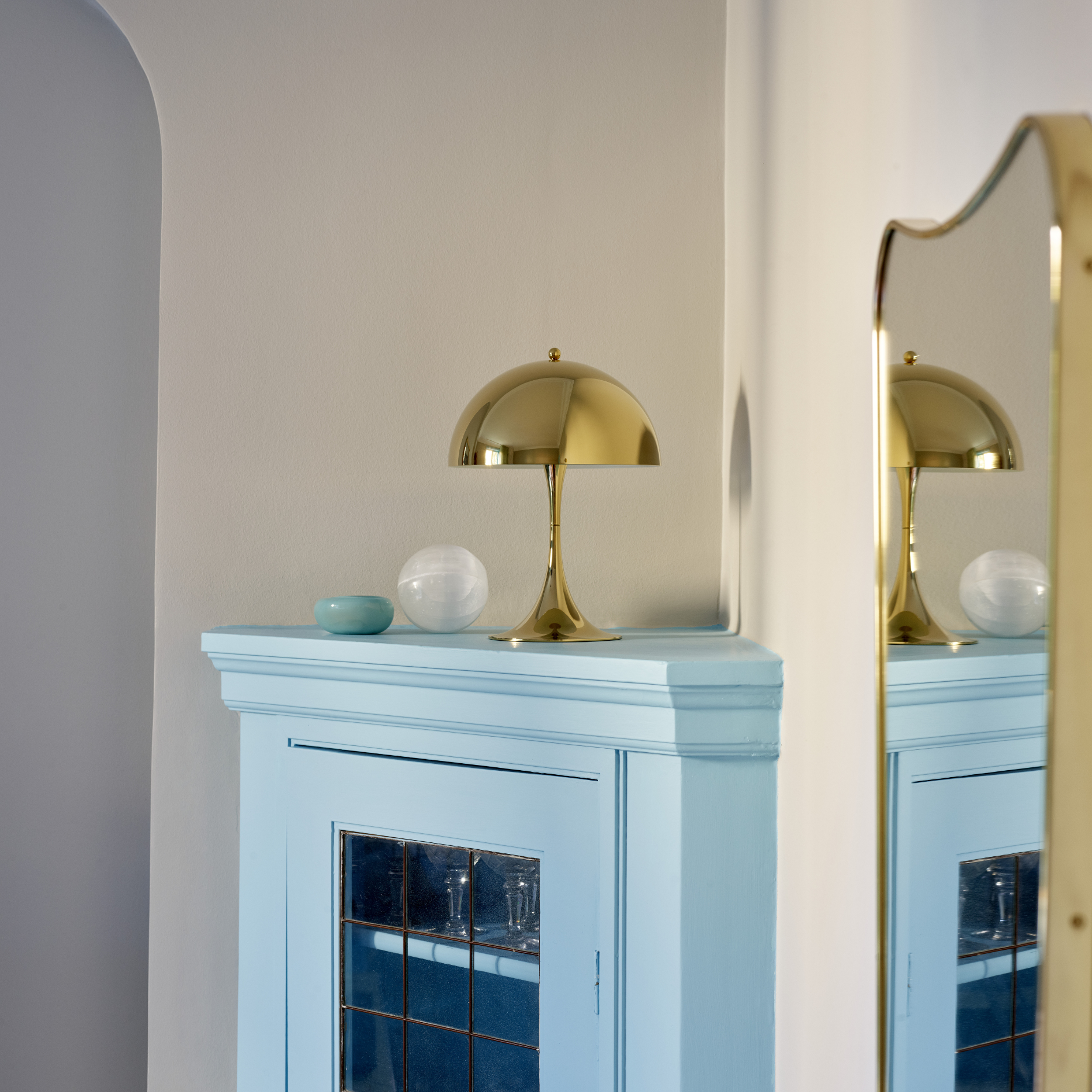 Panthella 250 Table Lamp Brass Cable