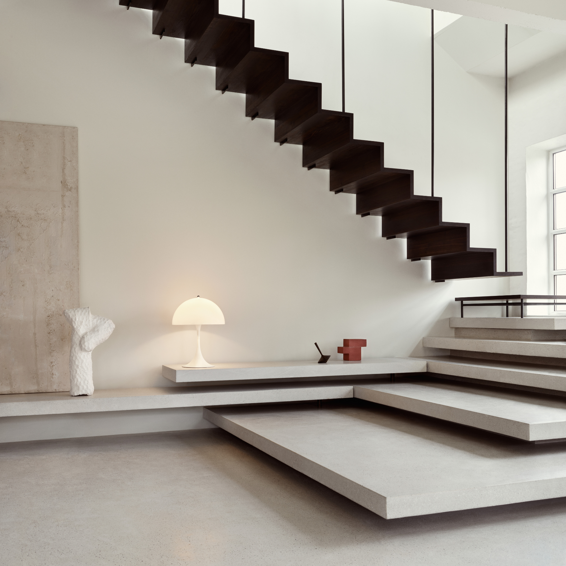 Panthella 400 Table Lamp