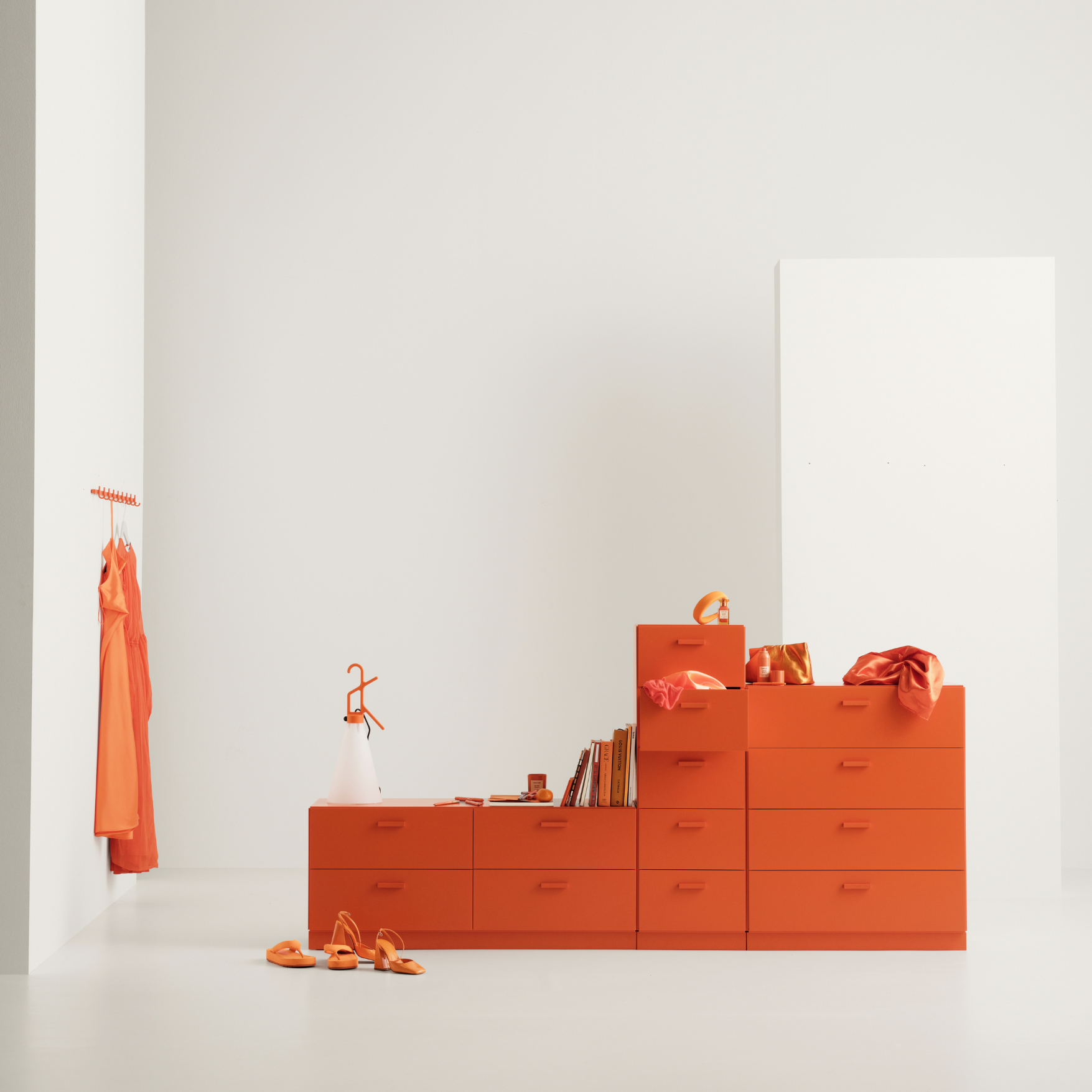 Relief Chest of Drawers Low