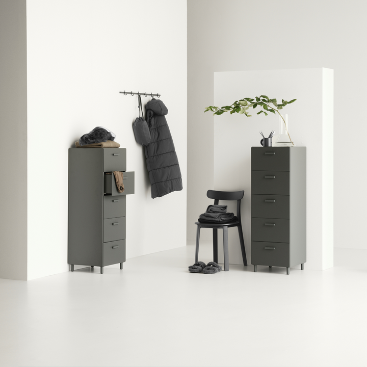 Relief Chest of Drawers Tall