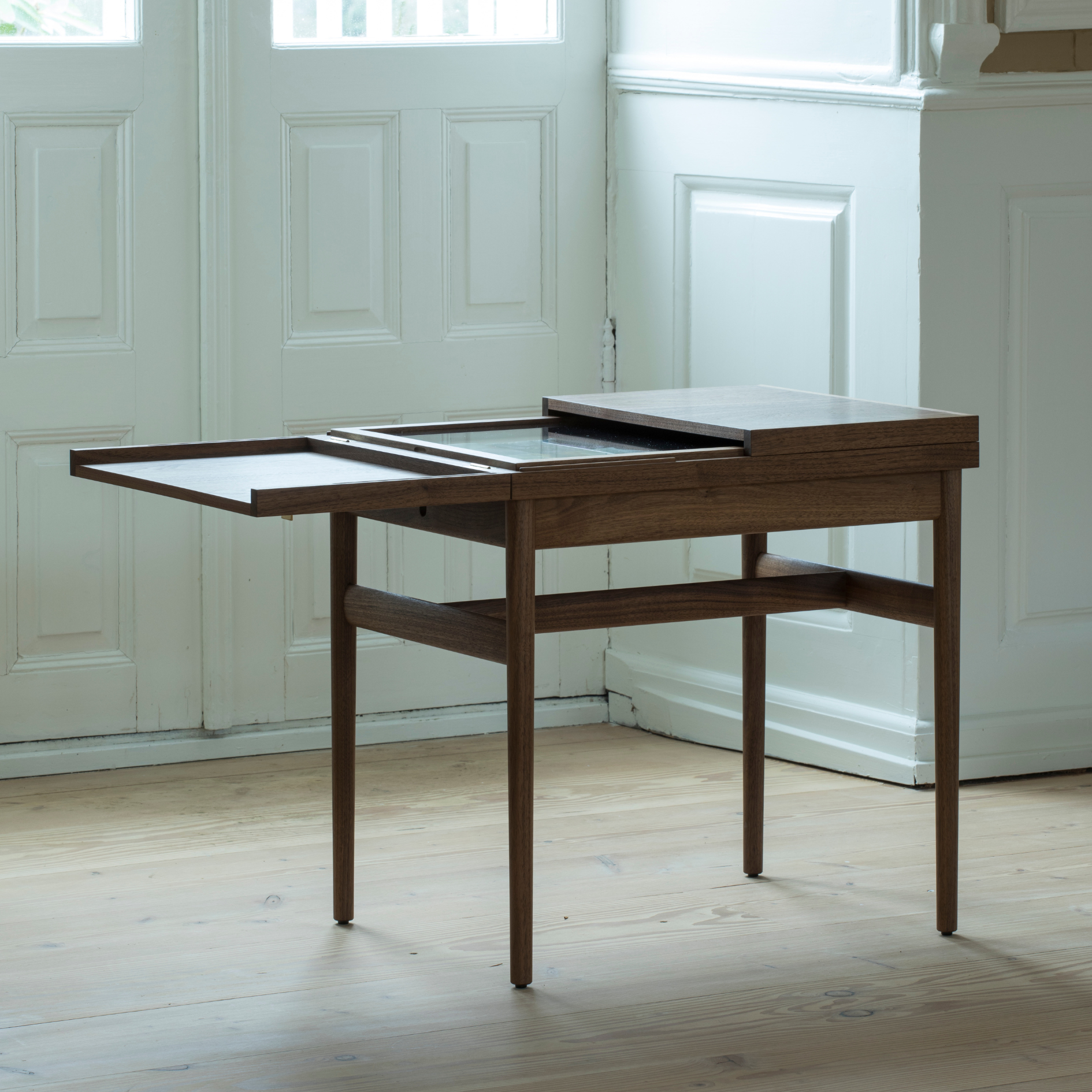 The Art Collector's Table