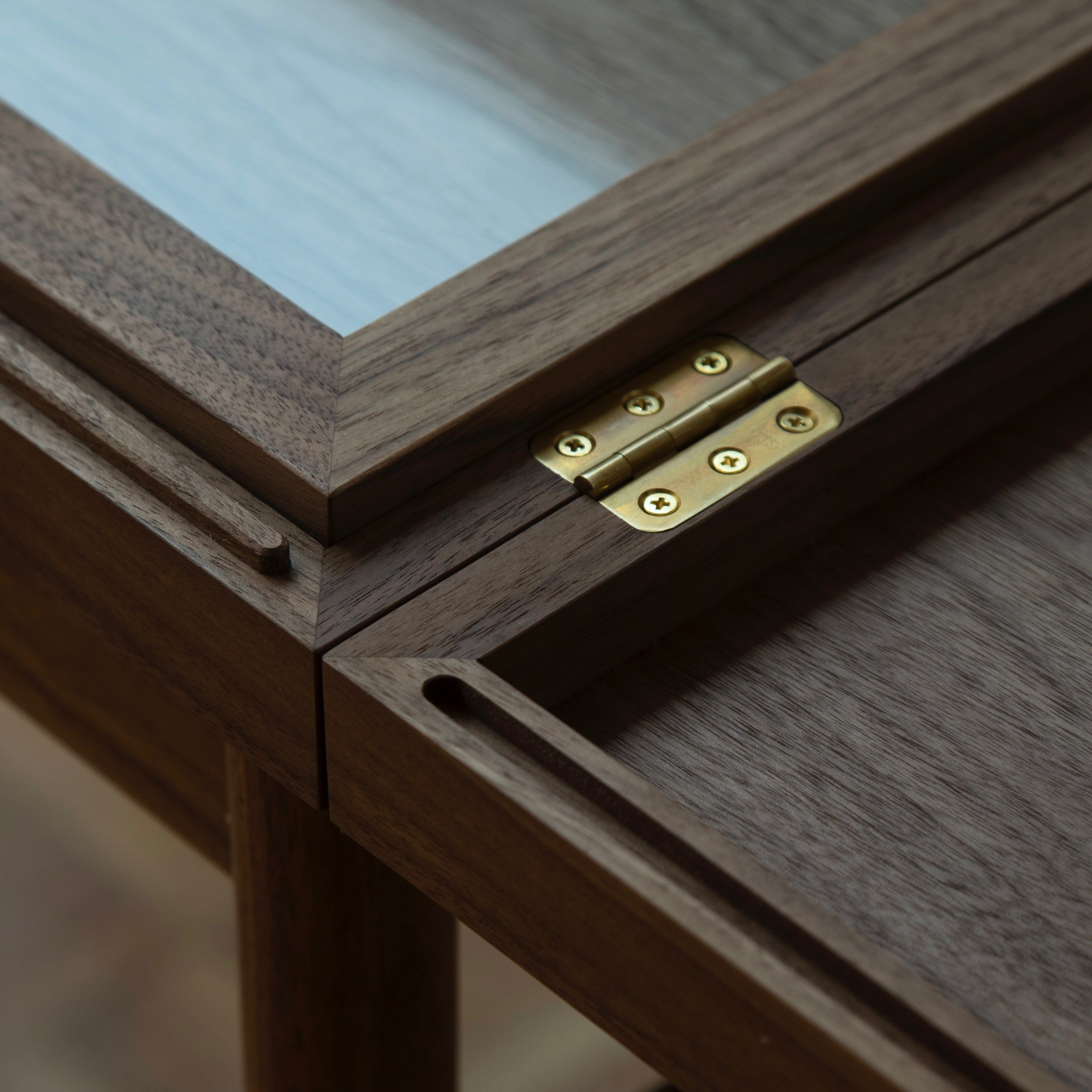 The Art Collector's Table