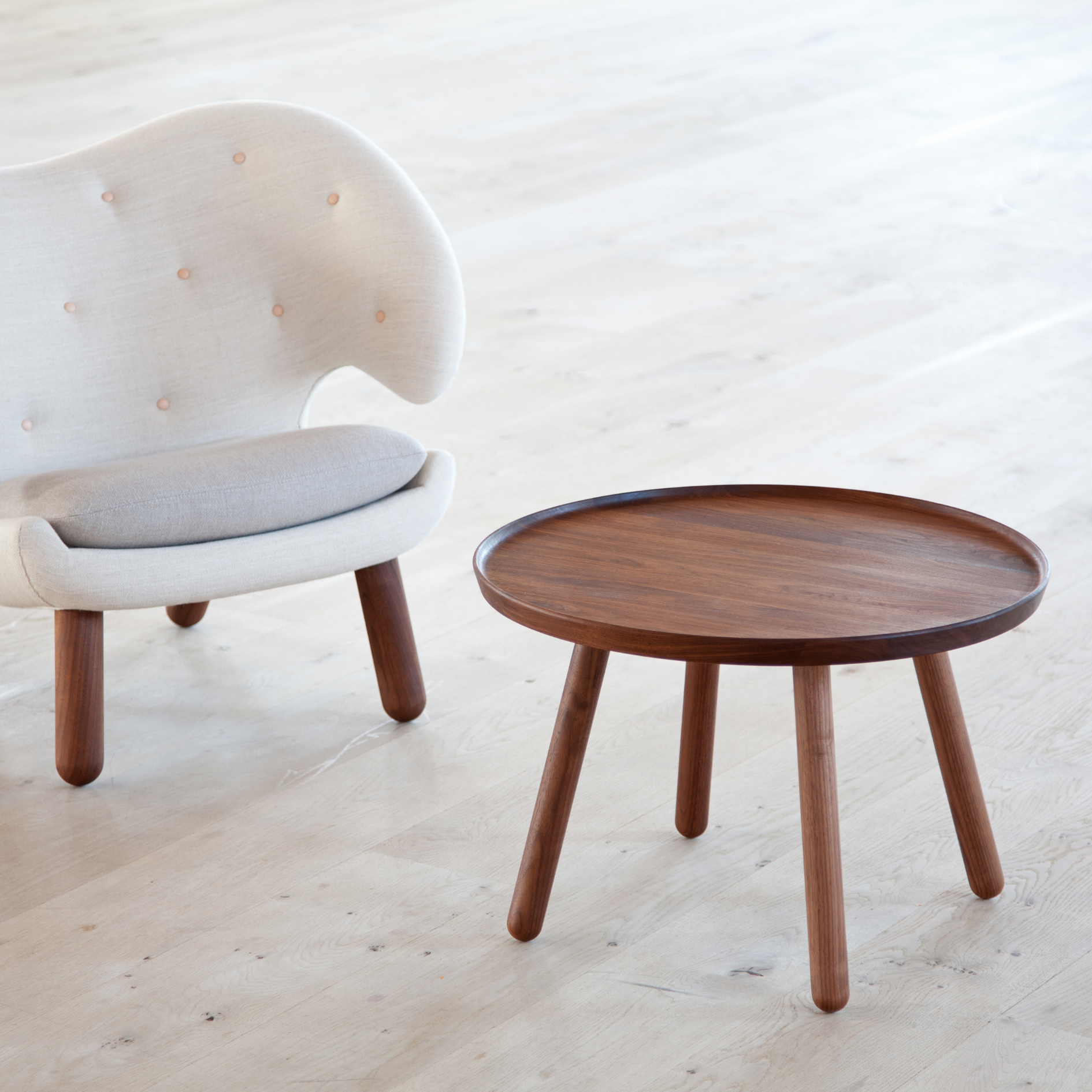 The Pelican Table by House of Finn Juhl - Iconic Danish Design