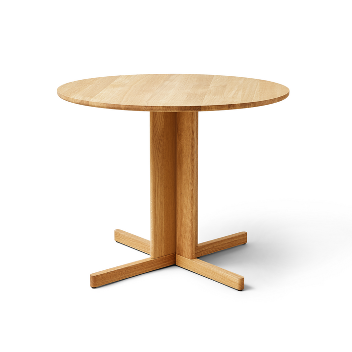 Trefoil Round Table Ø90