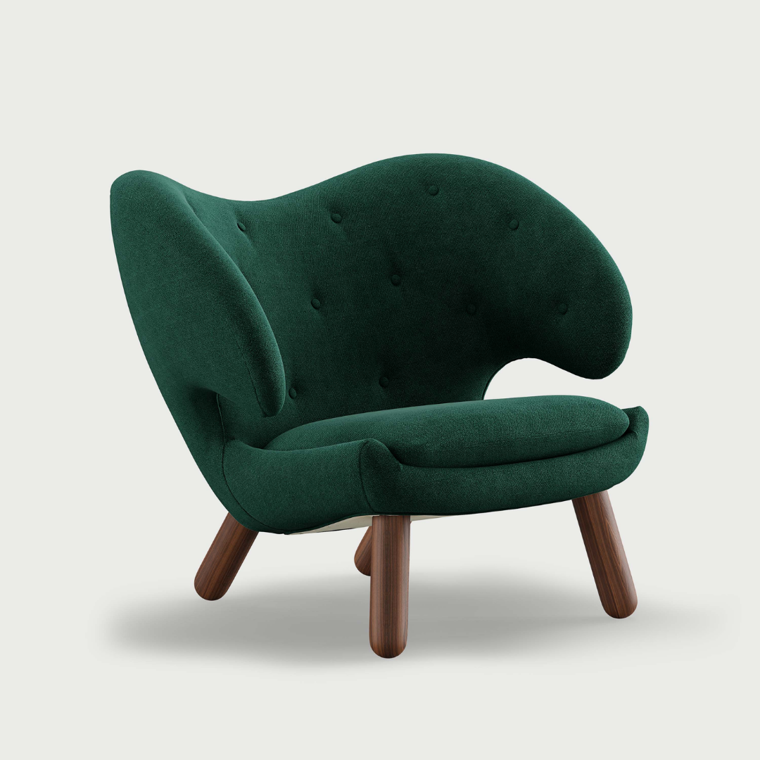 Pelican Chair with Buttons