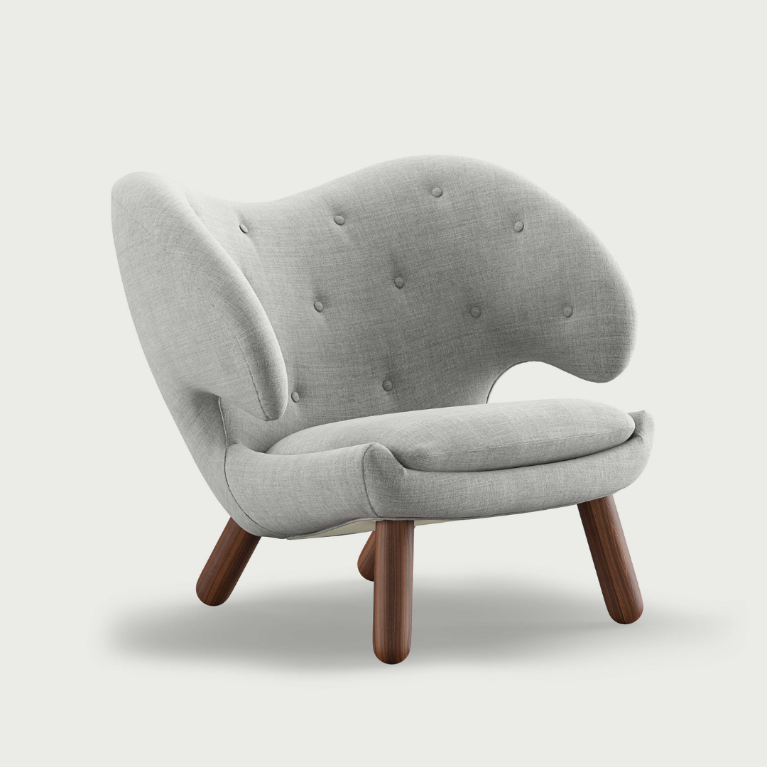 Pelican Chair with Buttons