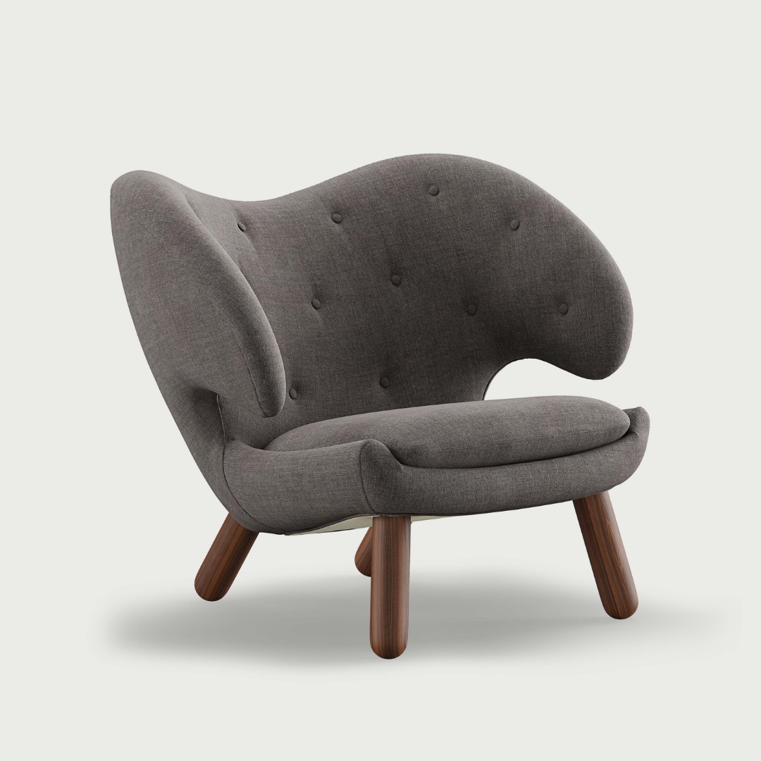 Pelican Chair with Buttons