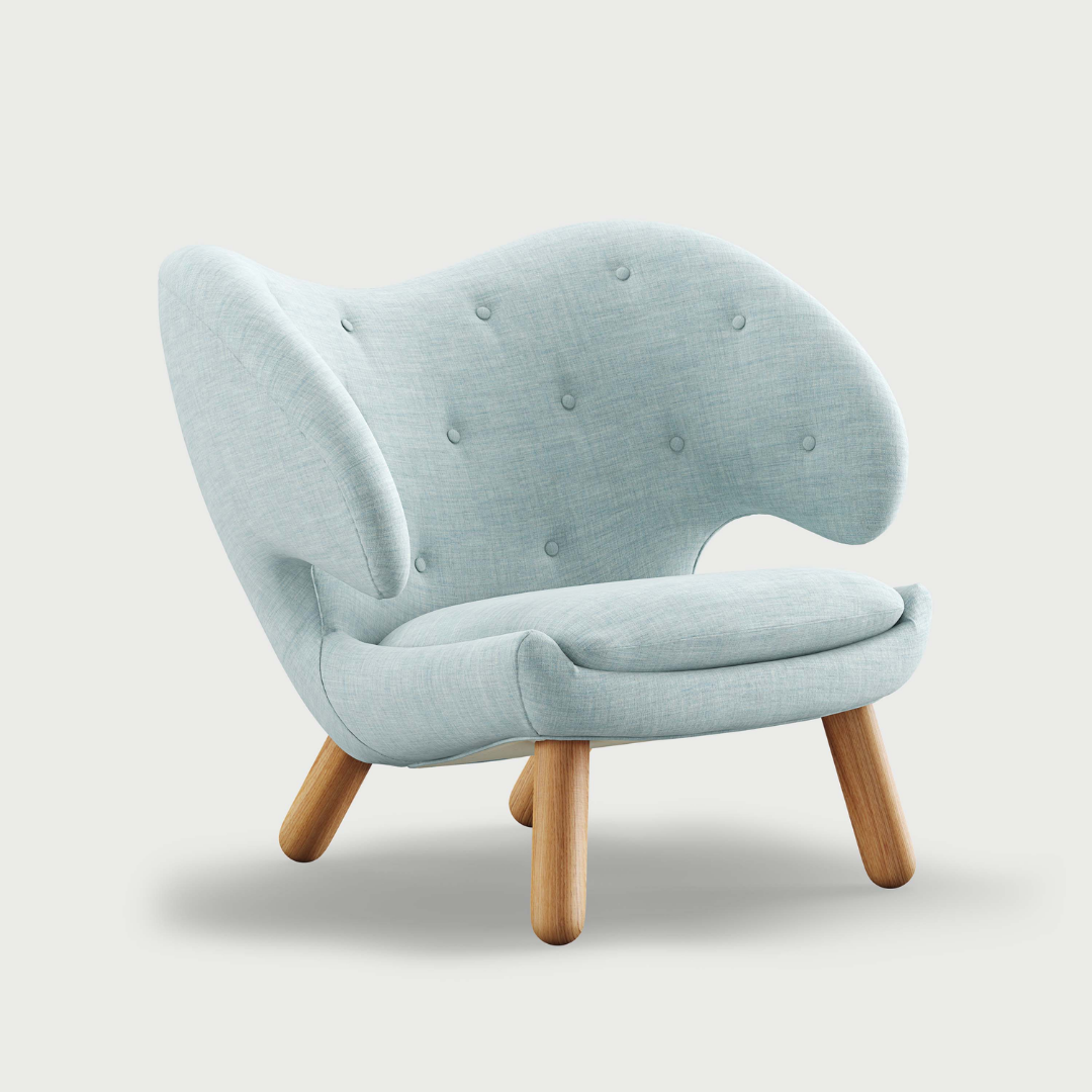 Pelican Chair with Buttons