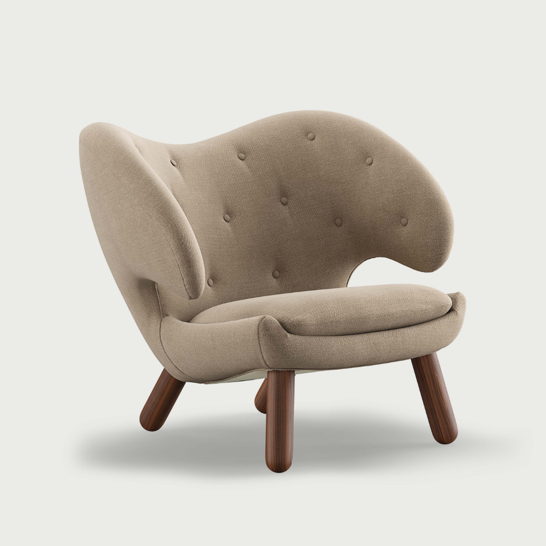 Pelican Chair with Buttons