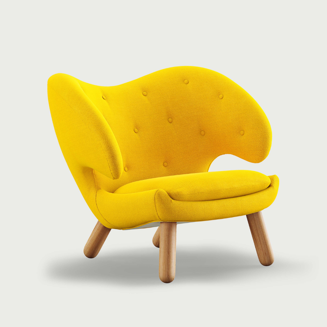 Pelican Chair with Buttons