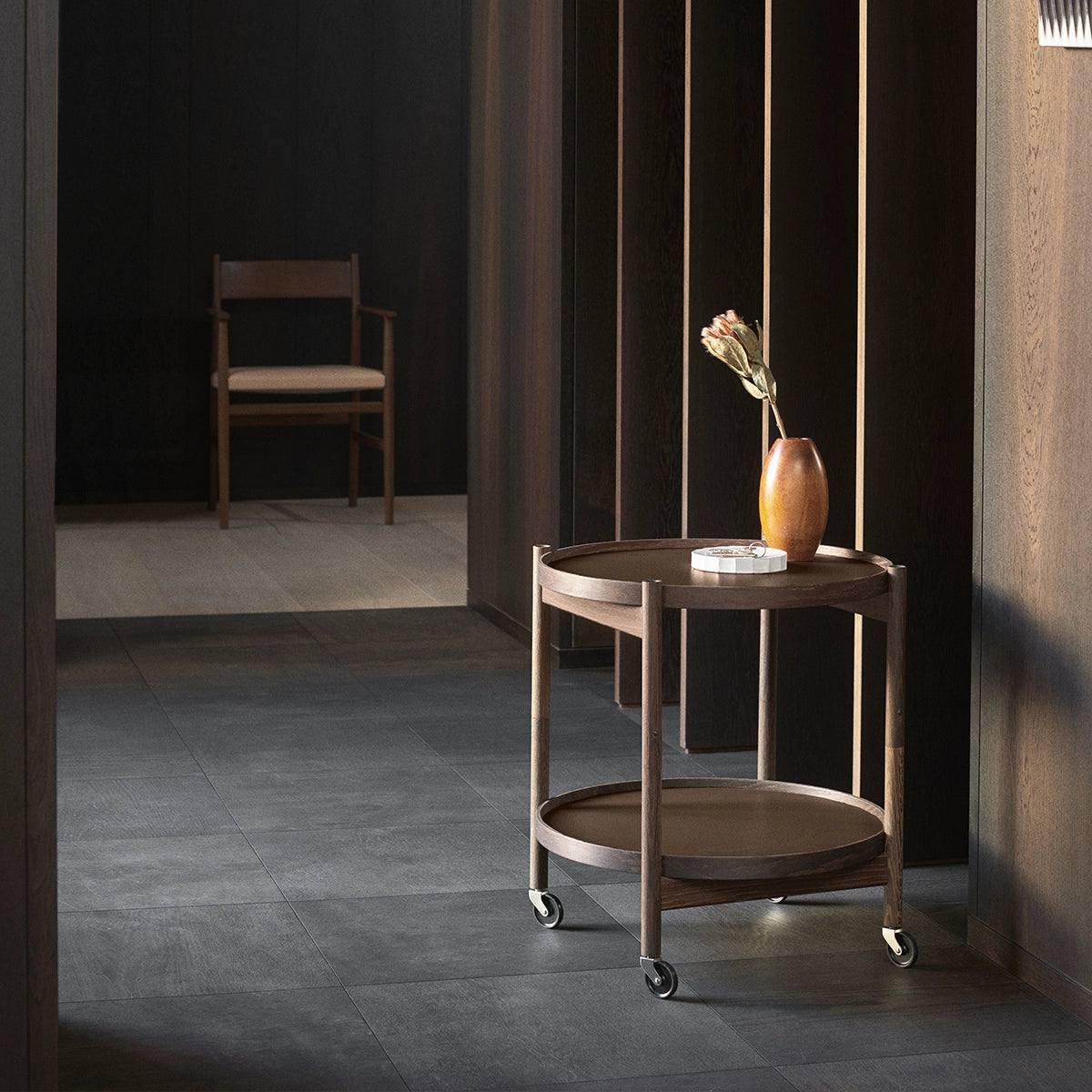 Bølling Tray Table Walnut